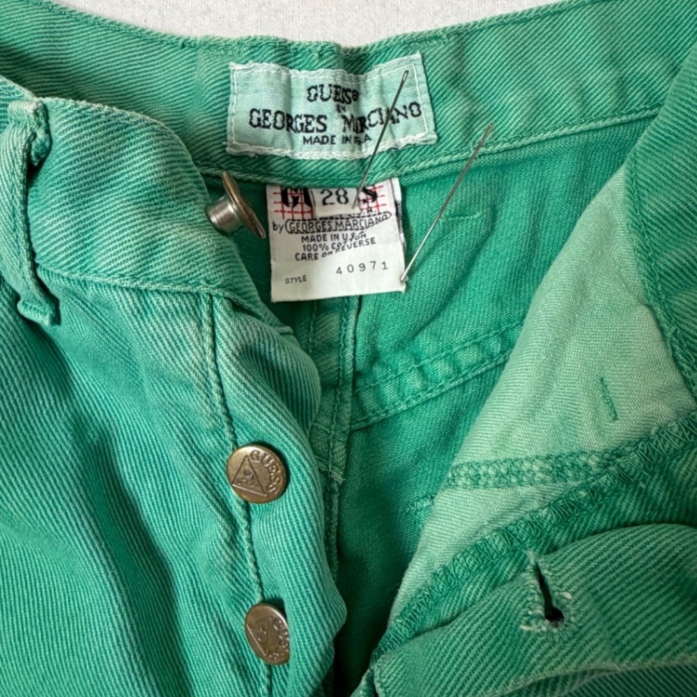 Vintage Guess Denim Shorts Womens 28 Green Excellent Vintage High Waist Cuffed - Picture 4 of 7